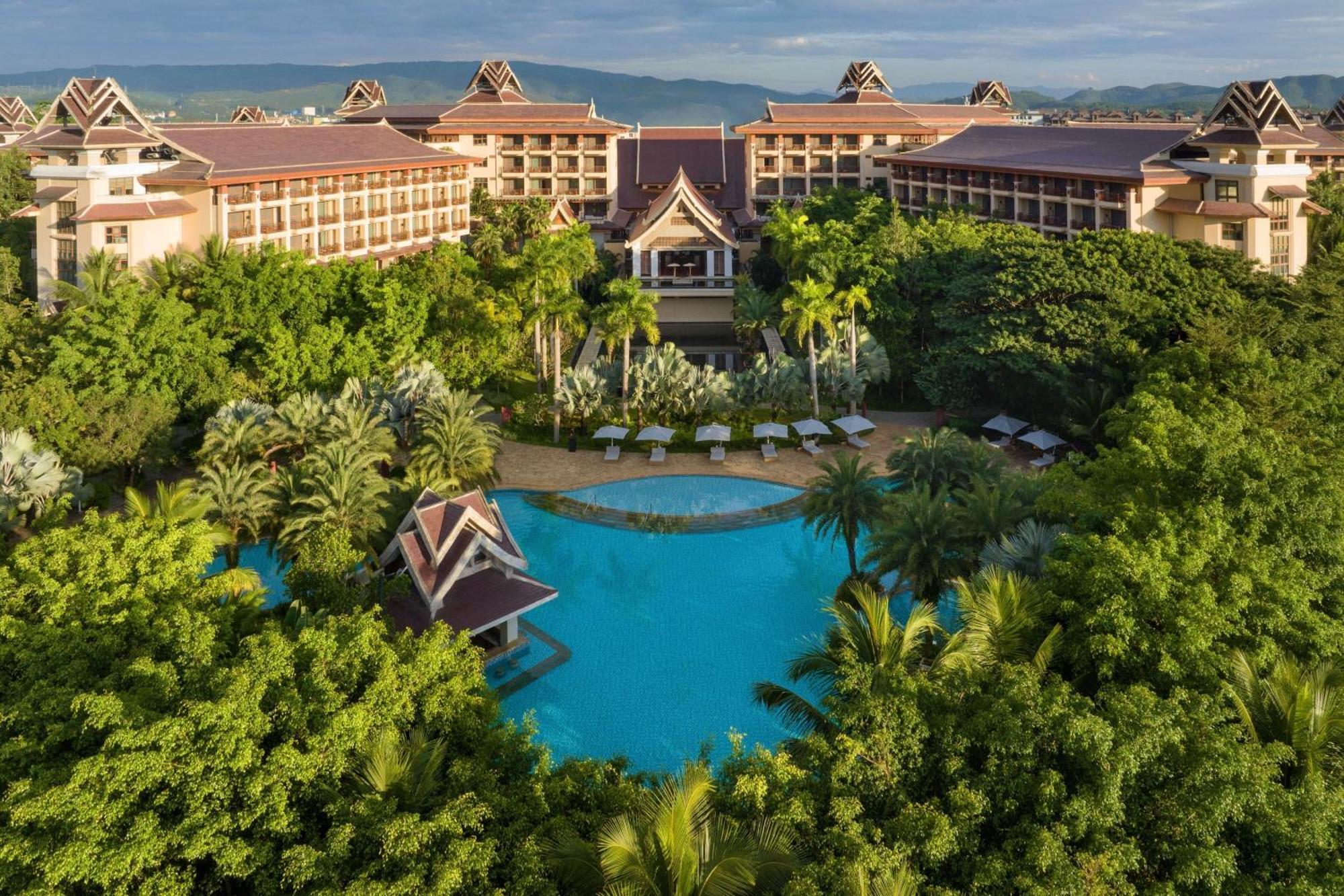 Sheraton Grand Xishuangbanna Hotel Jinghong Exterior foto
