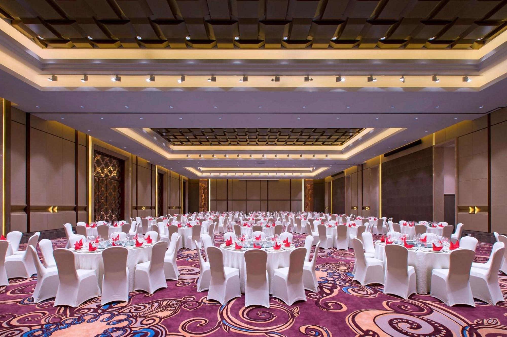 Sheraton Grand Xishuangbanna Hotel Jinghong Exterior foto