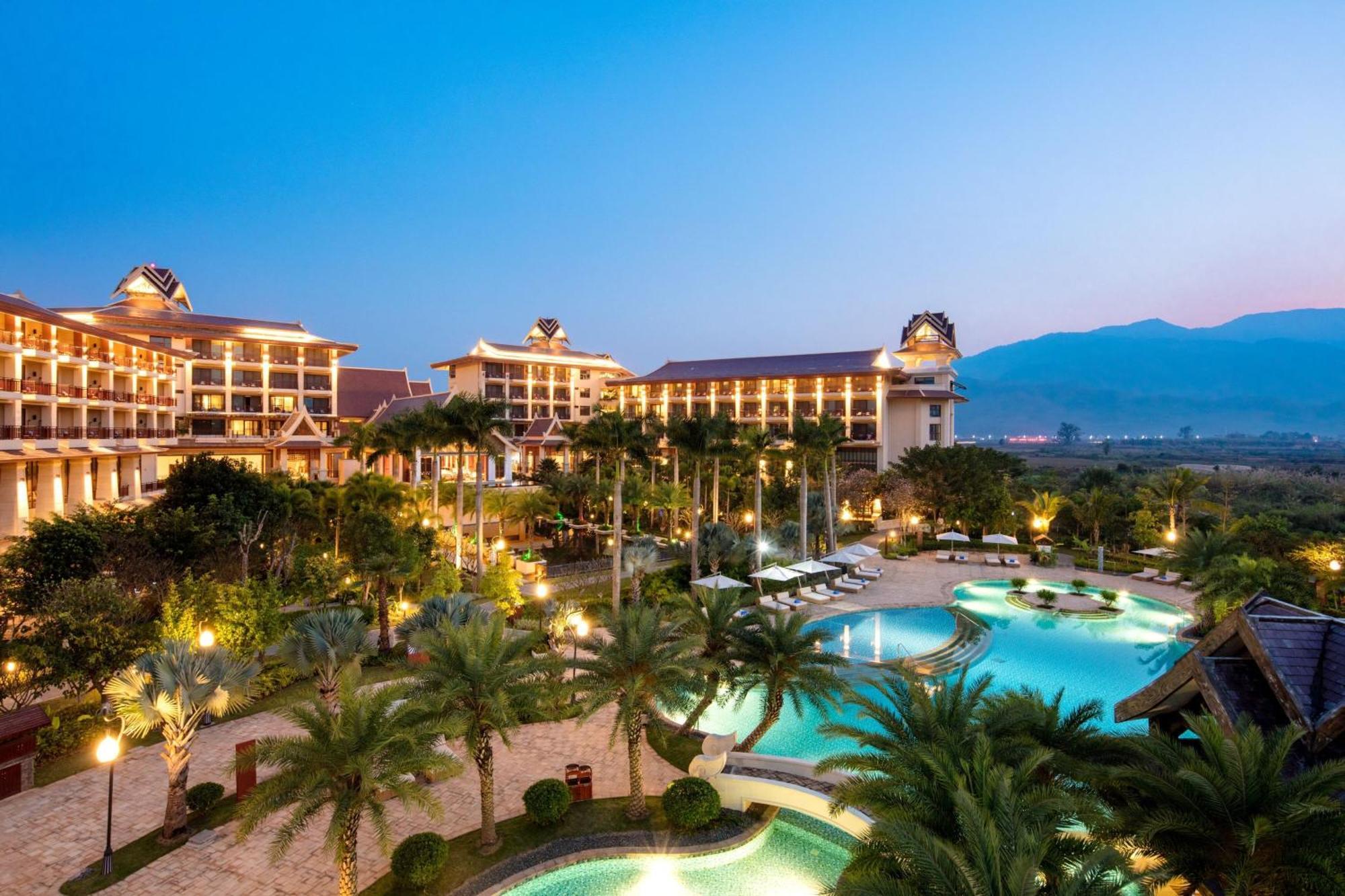 Sheraton Grand Xishuangbanna Hotel Jinghong Exterior foto